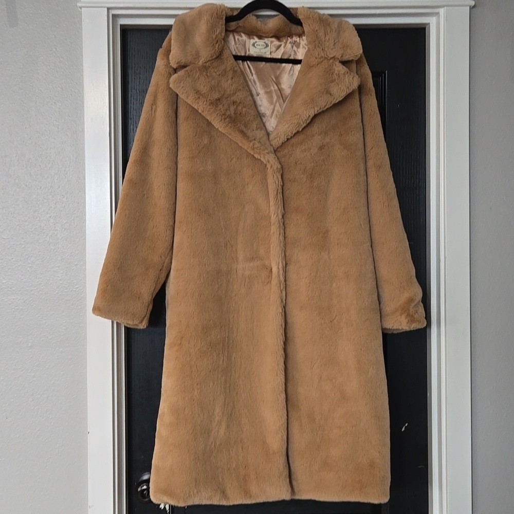 Joyfolie Mia Joy Tan Light Brown Faux Fur Longline Collared Coat Size Large